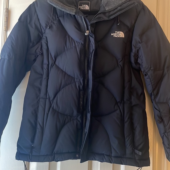 The North Face | Women’s 600 Goose Down Puffer Jacket - Picture 6 of 13
